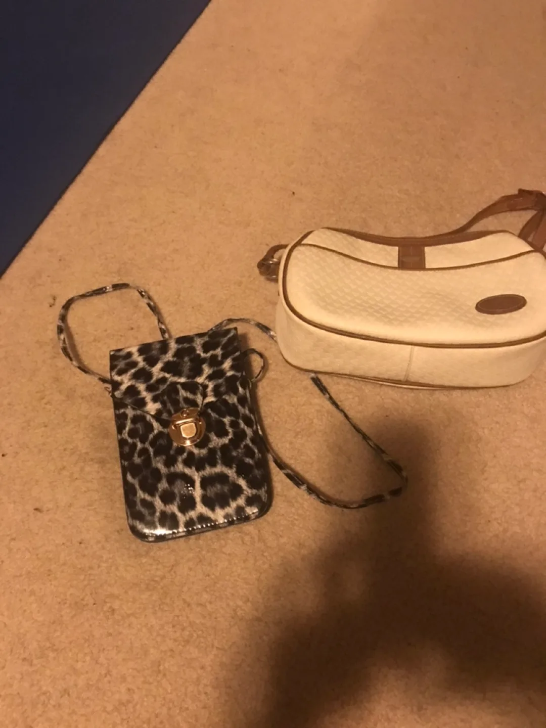 Assorted Used Handbags image indicator(3)