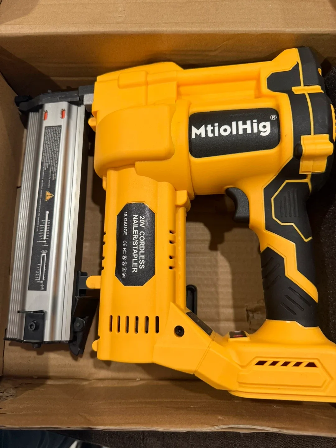 MtiolHig 2-in-1 Cordless Brad Nailer - New!