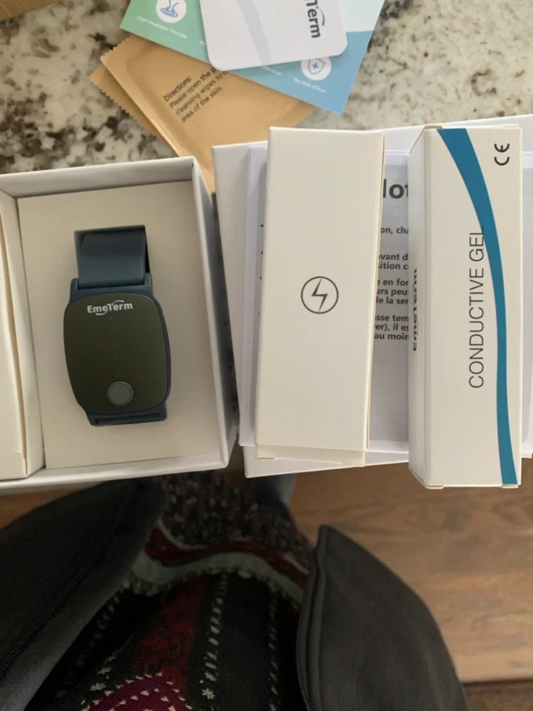 EmeTerm Explore Anti-Nausea Wristband - Like New! image indicator(4)