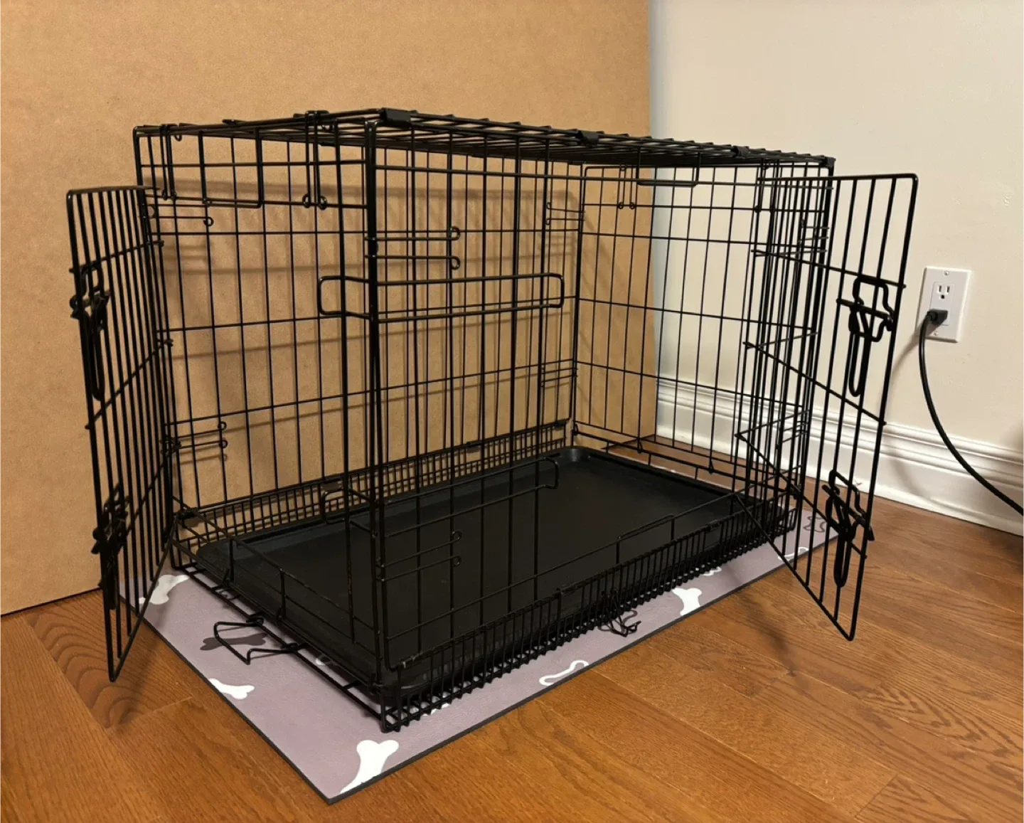 Black Wire Pet Crate with 2 doors image indicator(3)