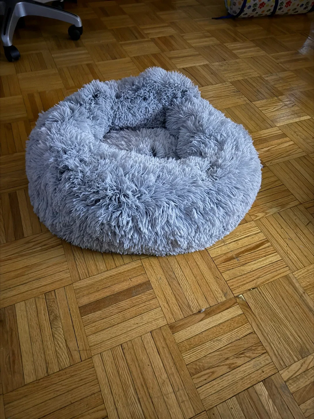 Fluffy Pet Bed - Grey