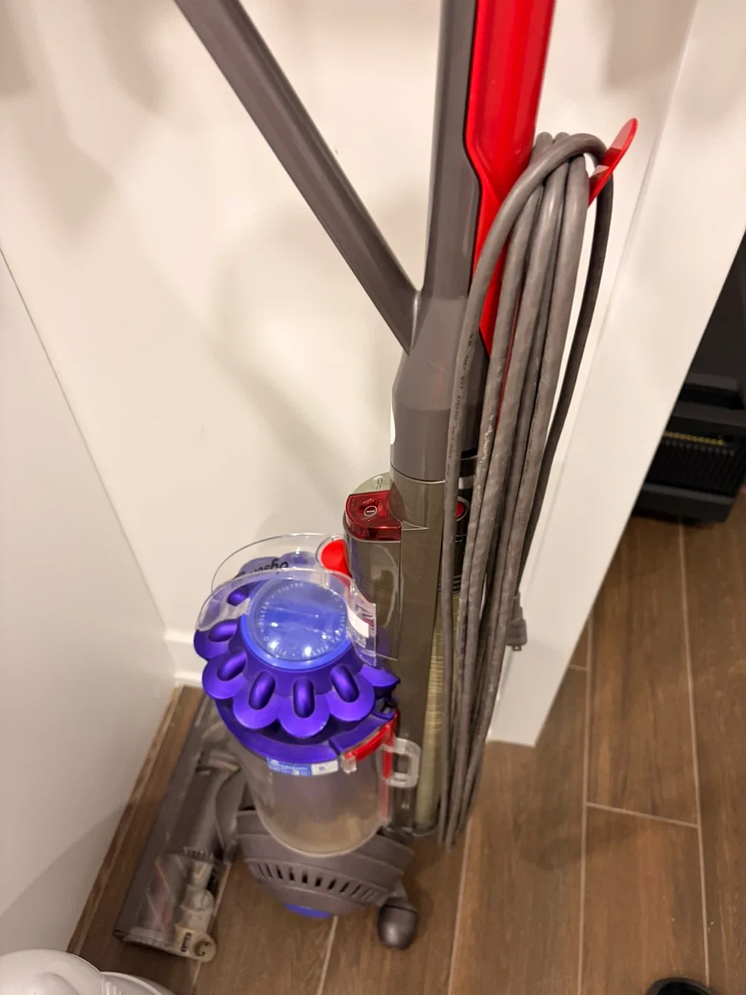 Dyson Upright Vacuum Cleaner