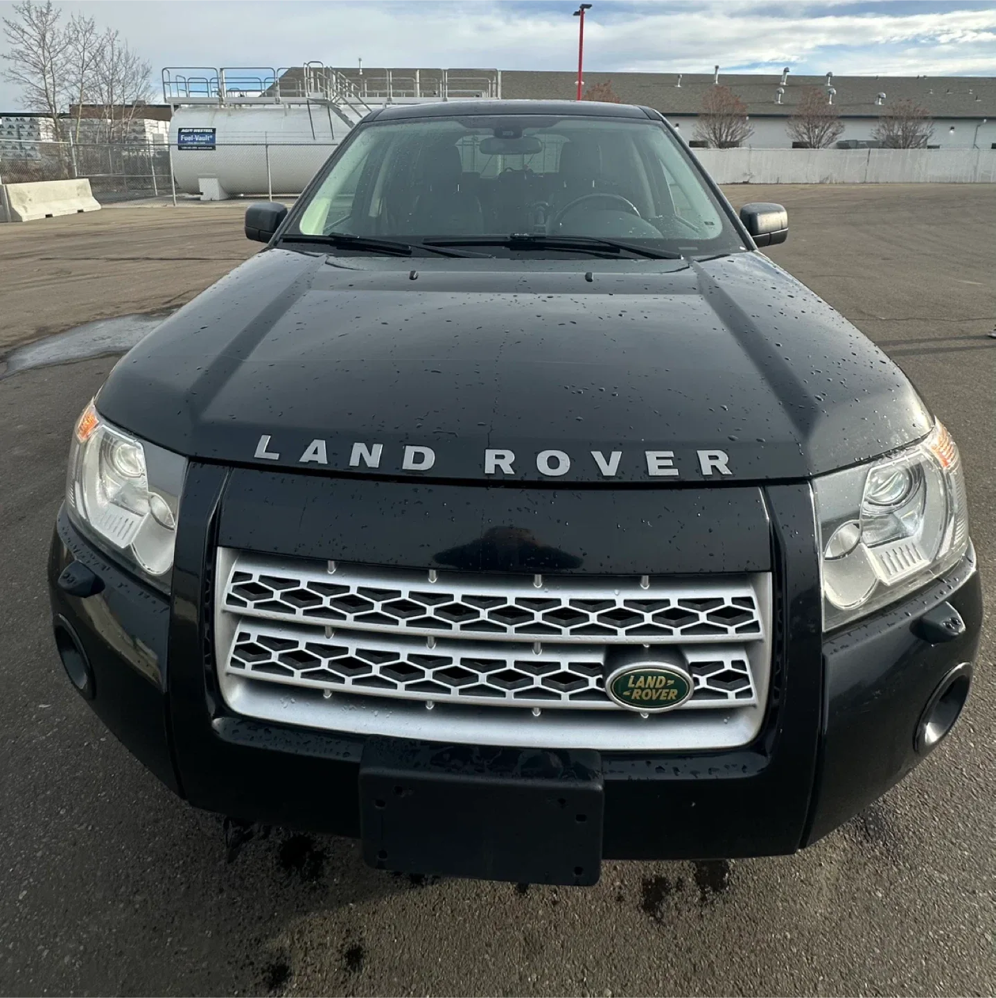 Land Rover Freelander SUV - Black