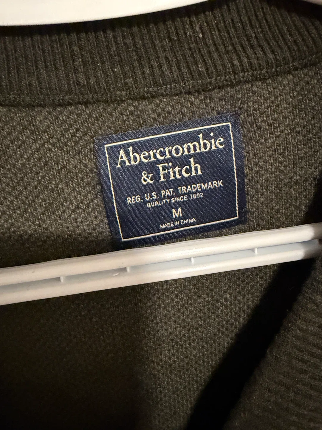 Abercrombie & Fitch Camo Sweater - Size M image indicator(2)