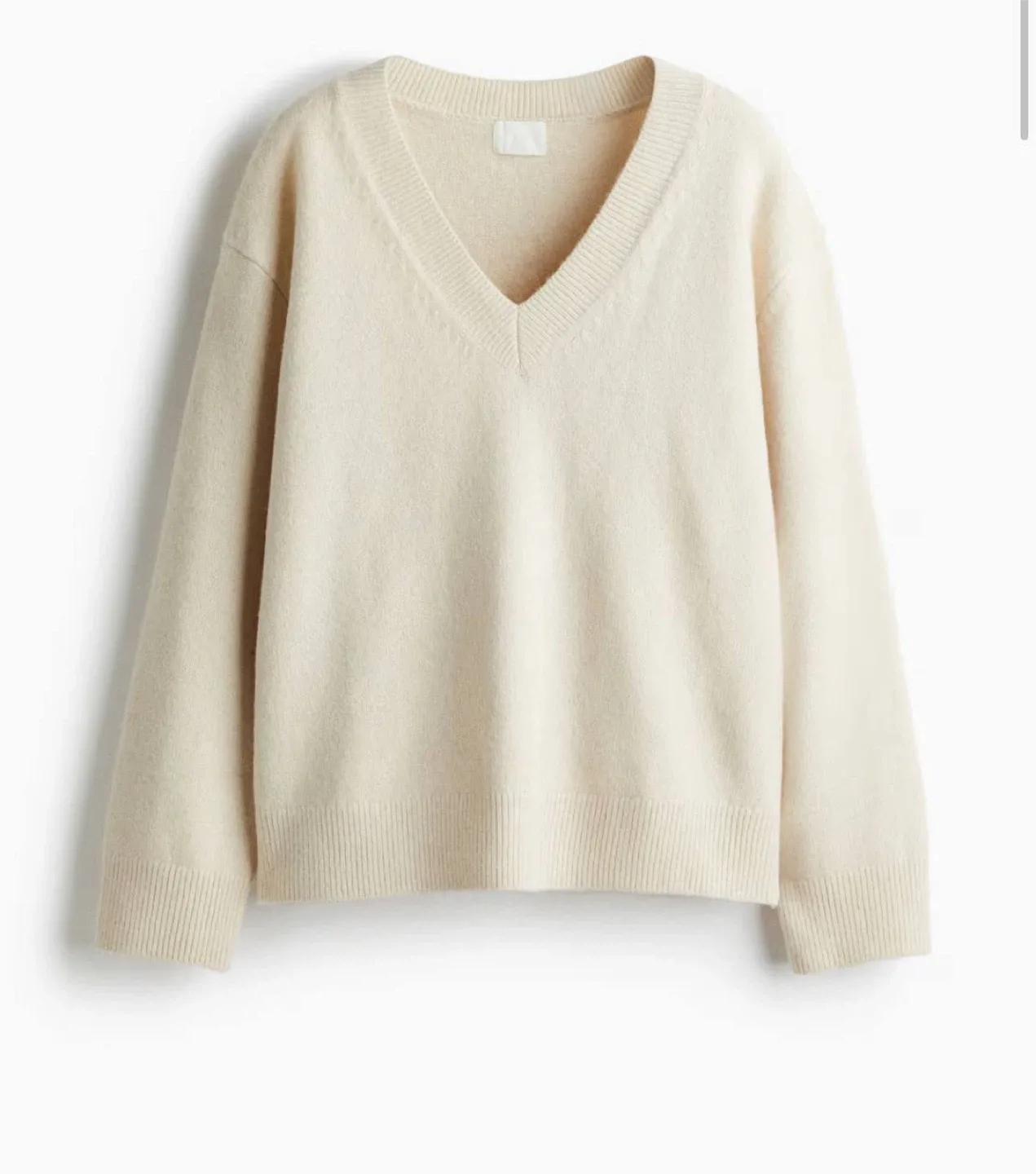 Oversized beige v neck sweater H&M, size XL image indicator(3)