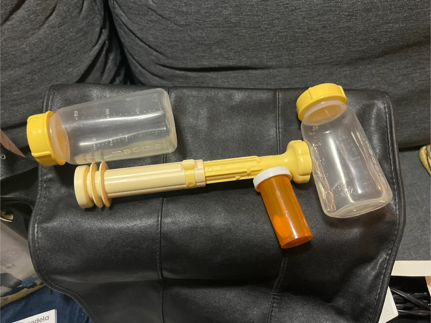 Medela Pump In Style Breastpump with Accessories image indicator(5)