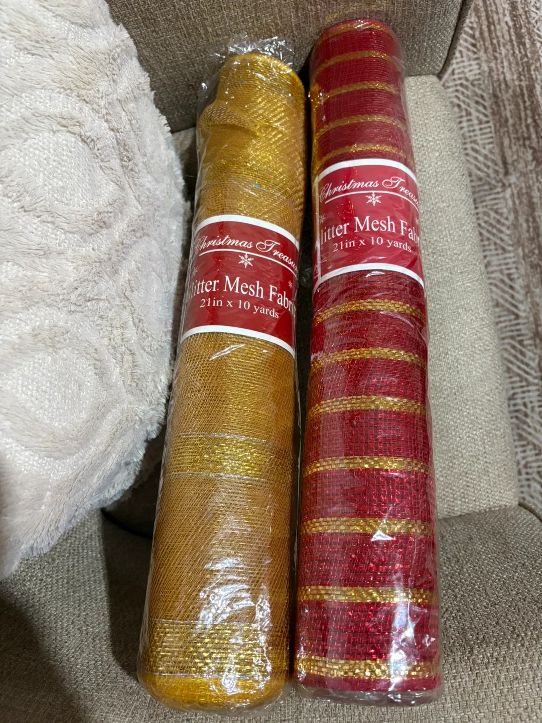 Christmas Treasures Glitter Mesh Fabric - Red & Gold image indicator(3)