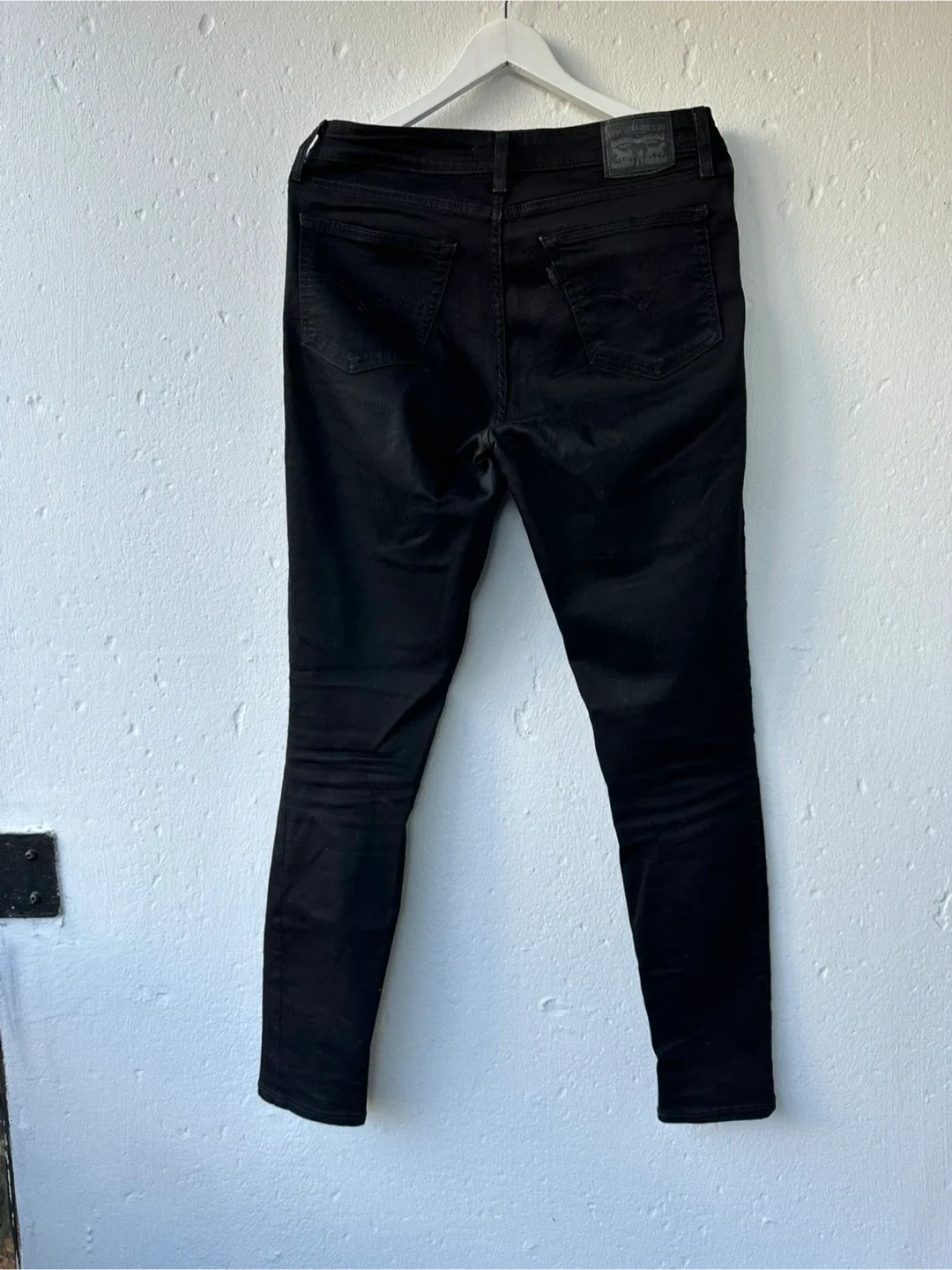 Levi's 721 High Rise Skinny Jeans - Size 30 image indicator(4)