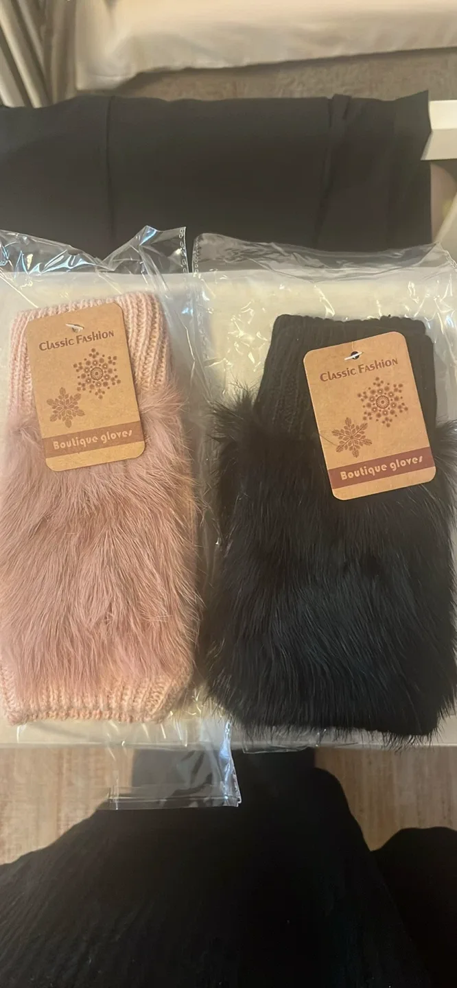 Classic Fashion Boutique Gloves - Black image indicator(2)