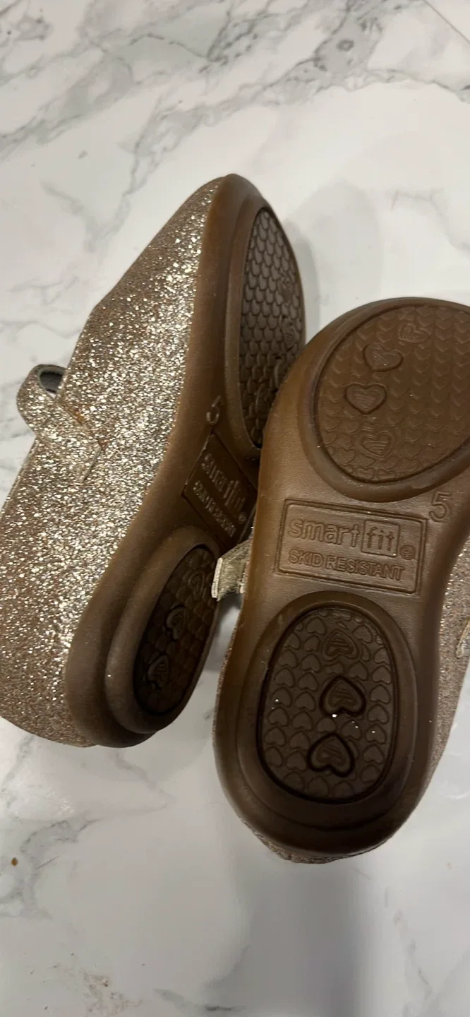 Smartfit Glitter Mary Janes - Size 5 image indicator(2)