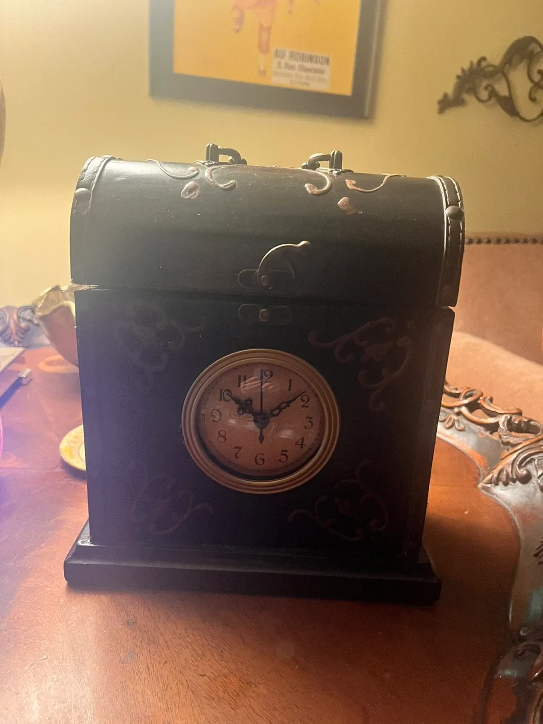 Decorative Treasure Chest Clock