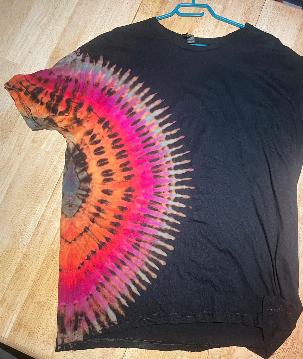 Custom/ Handmade "Reverse dye" Tie Dye T-Shirt image indicator(4)