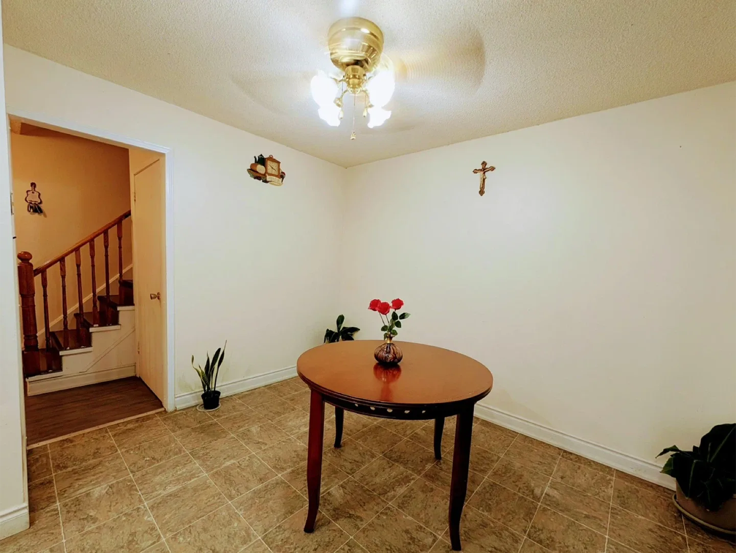 3 bedroom house for rent image indicator(5)