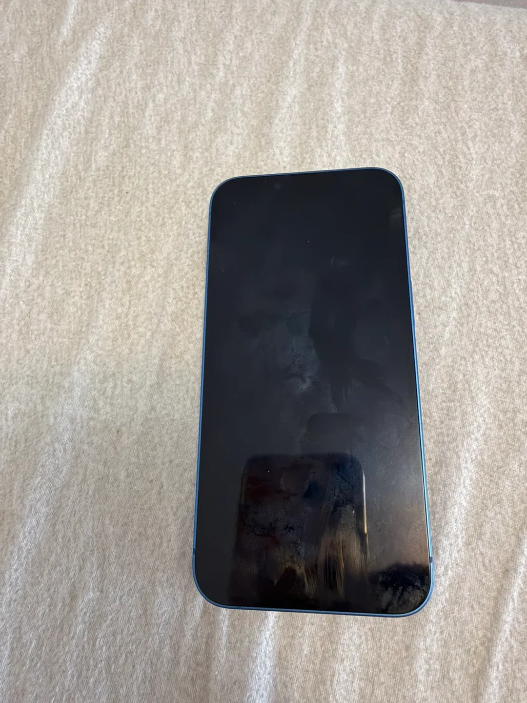 iPhone 13 - Blue image indicator(3)