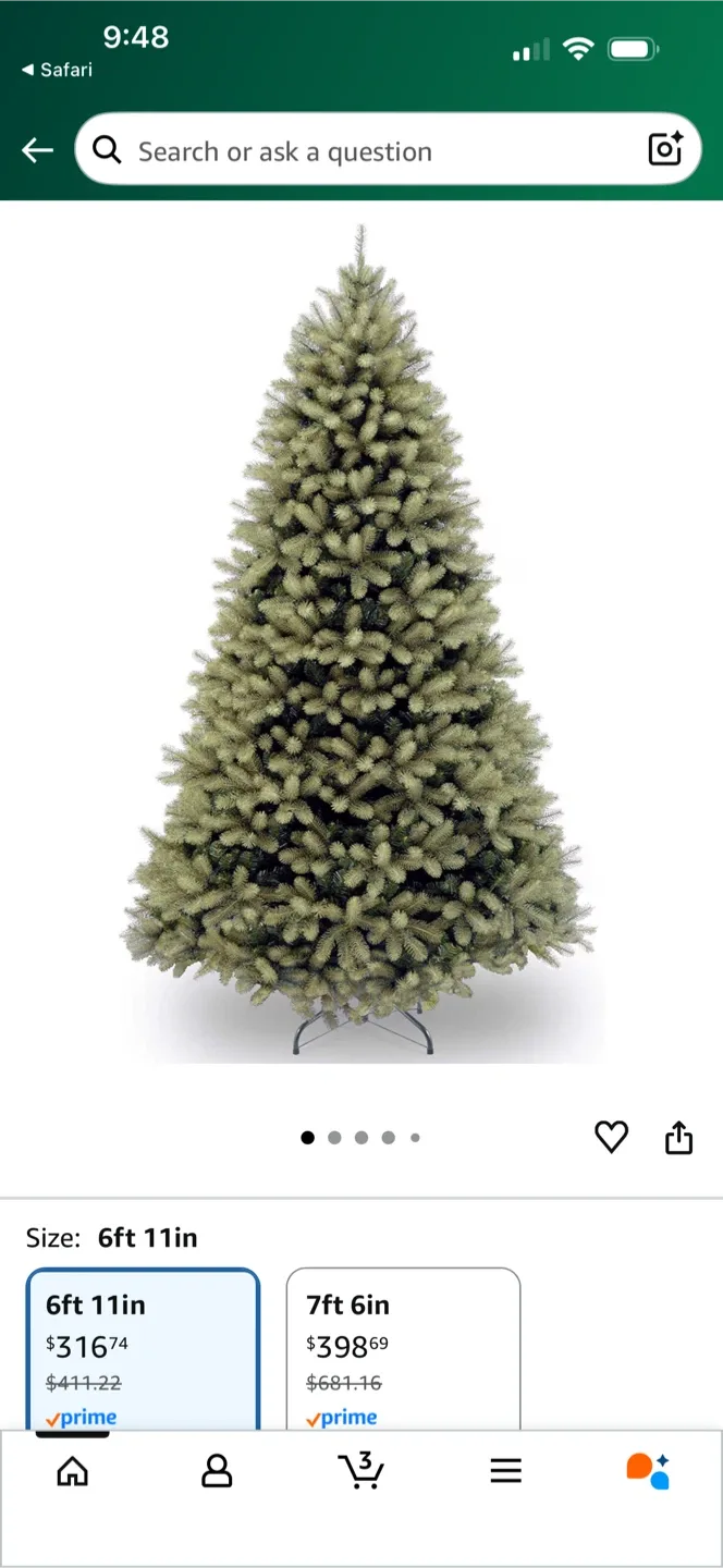 Brand New inBox 6’ realistic tip Christmas tree originally $300
