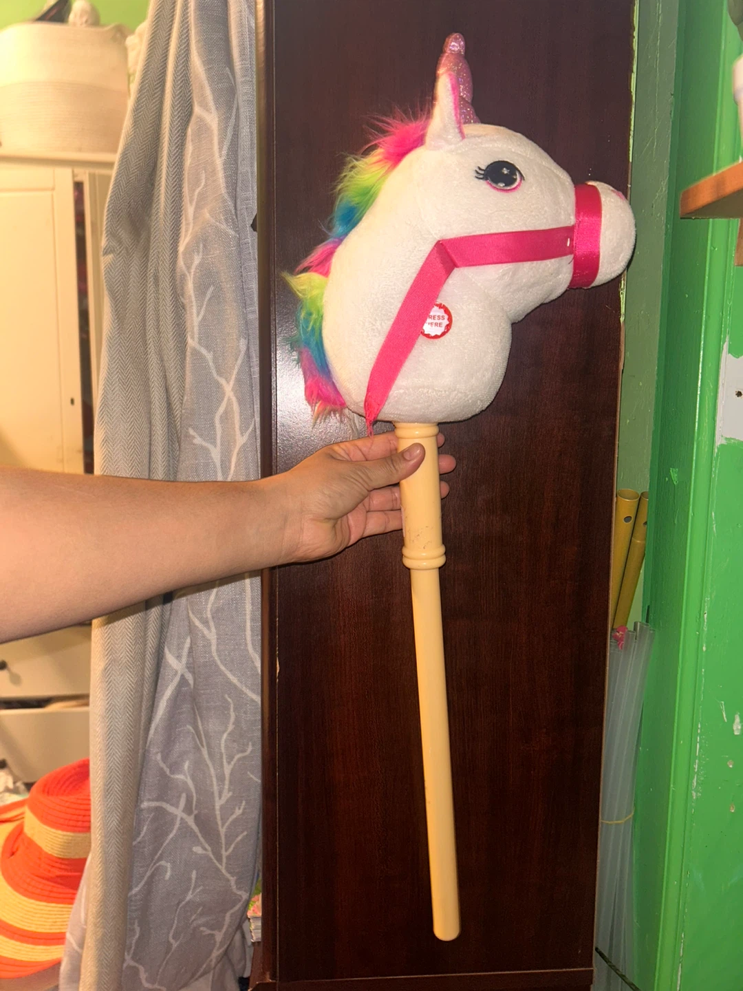 Talking unicorn stick 🥕