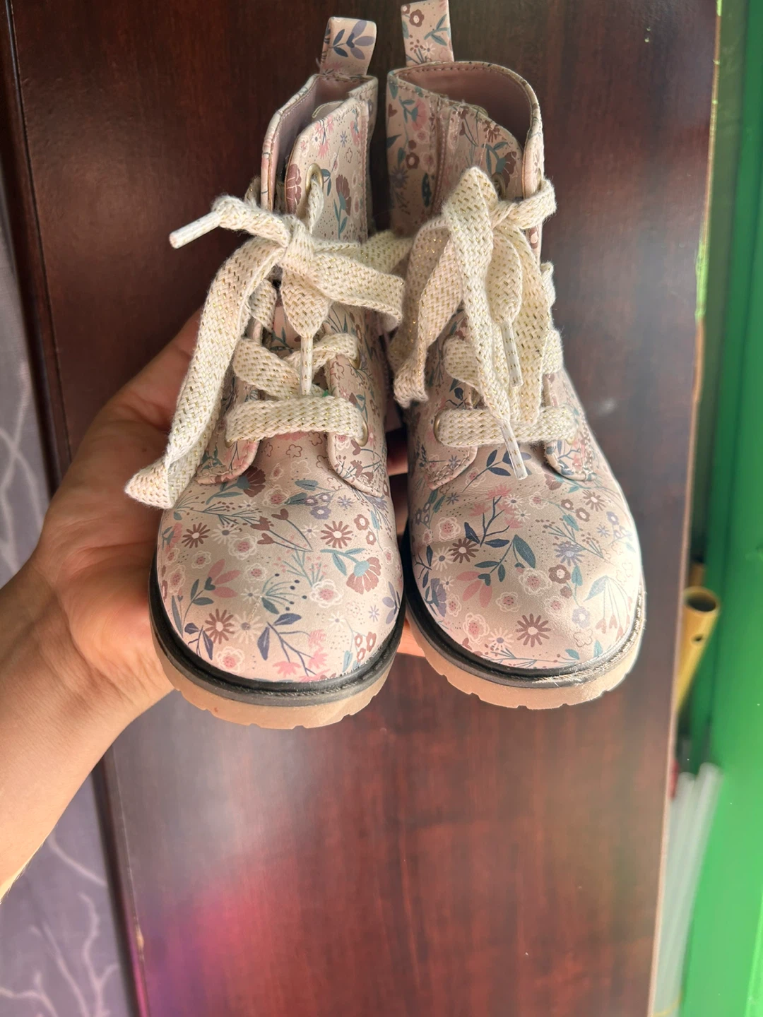 Girls boots size 10