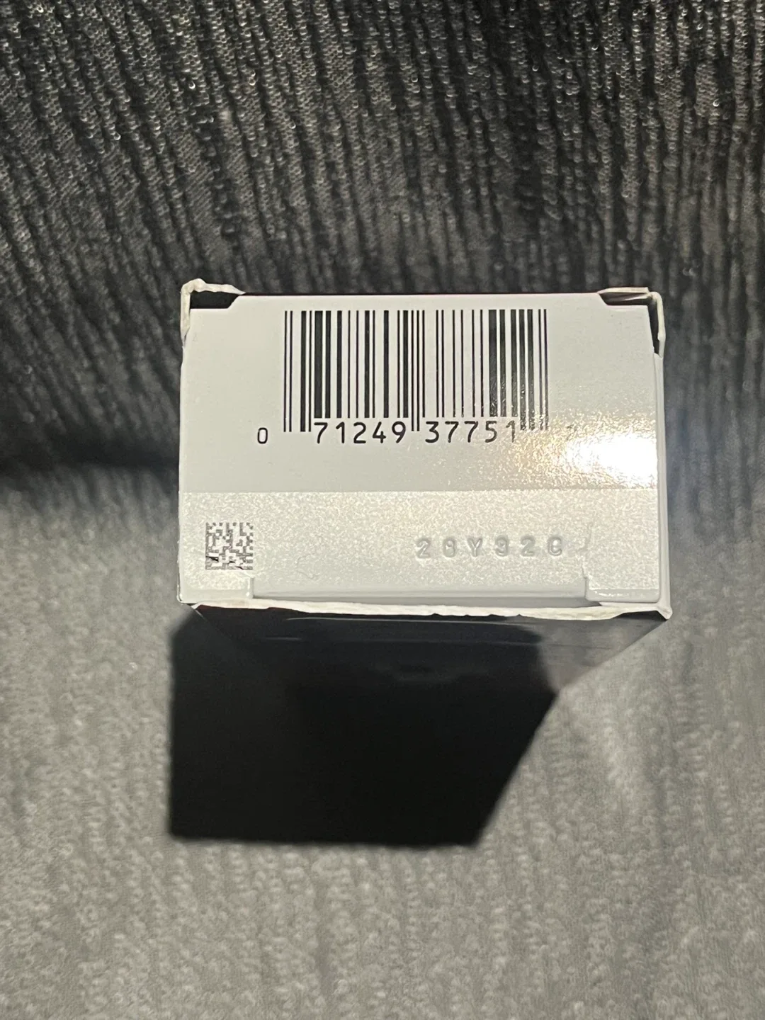 New L'Oreal Revitalift Derm Intensives Serum image indicator(3)