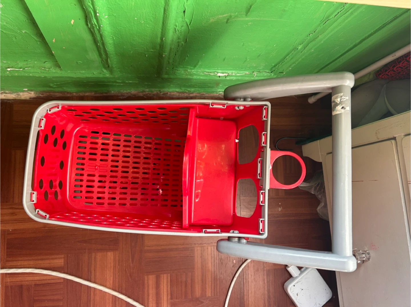 Target shopping cart toy - photo 3