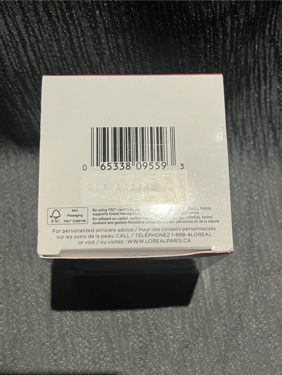 L'Oréal Paris Revitalift Anti-Wrinkle Night Moisturizer image indicator(2)