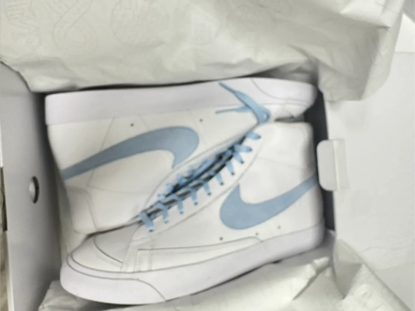 Nike Blazer Mid By Julian Size 12.5 image indicator(4)