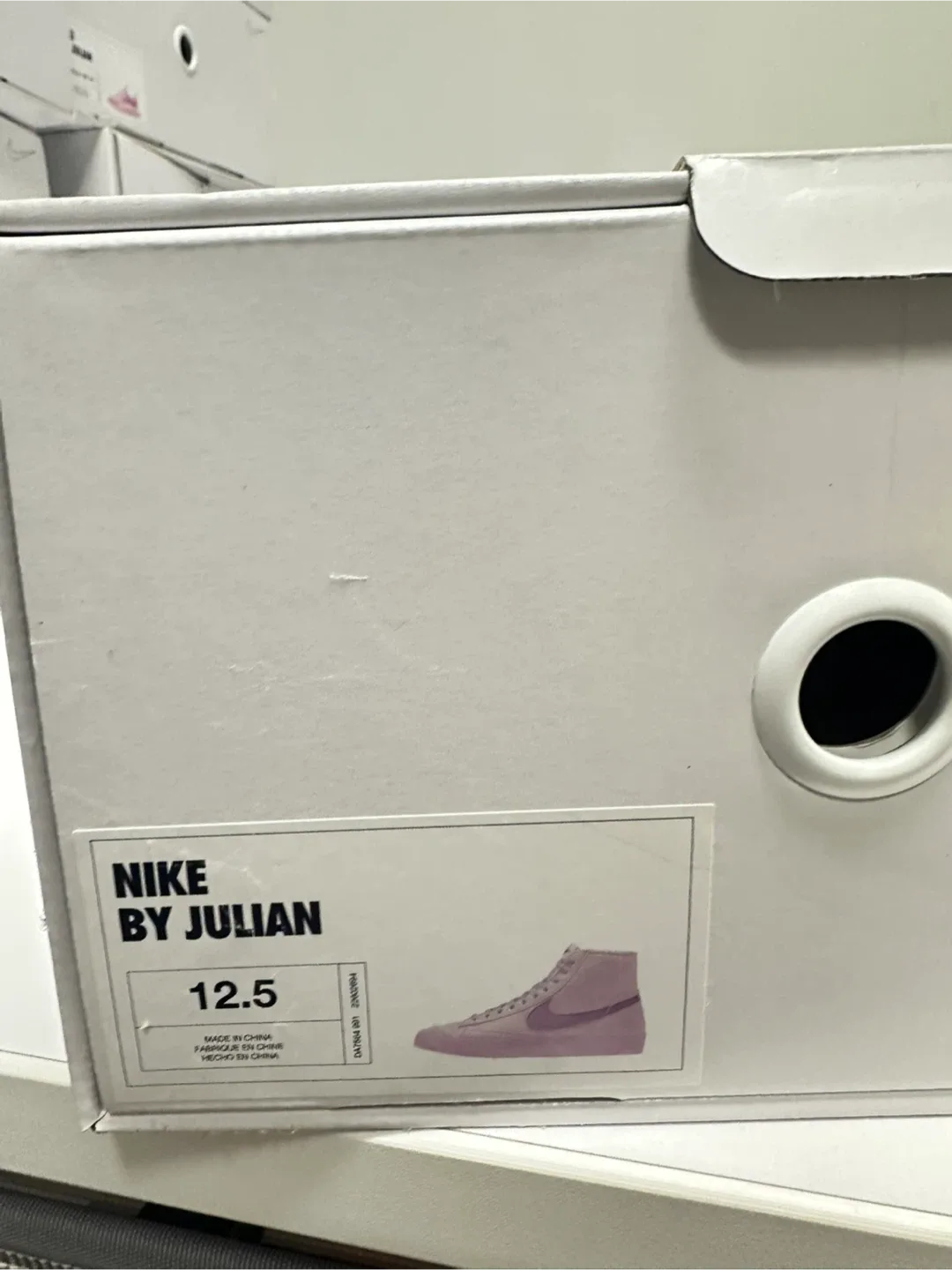 Nike Blazer Mid By Julian Size 12.5 image indicator(5)