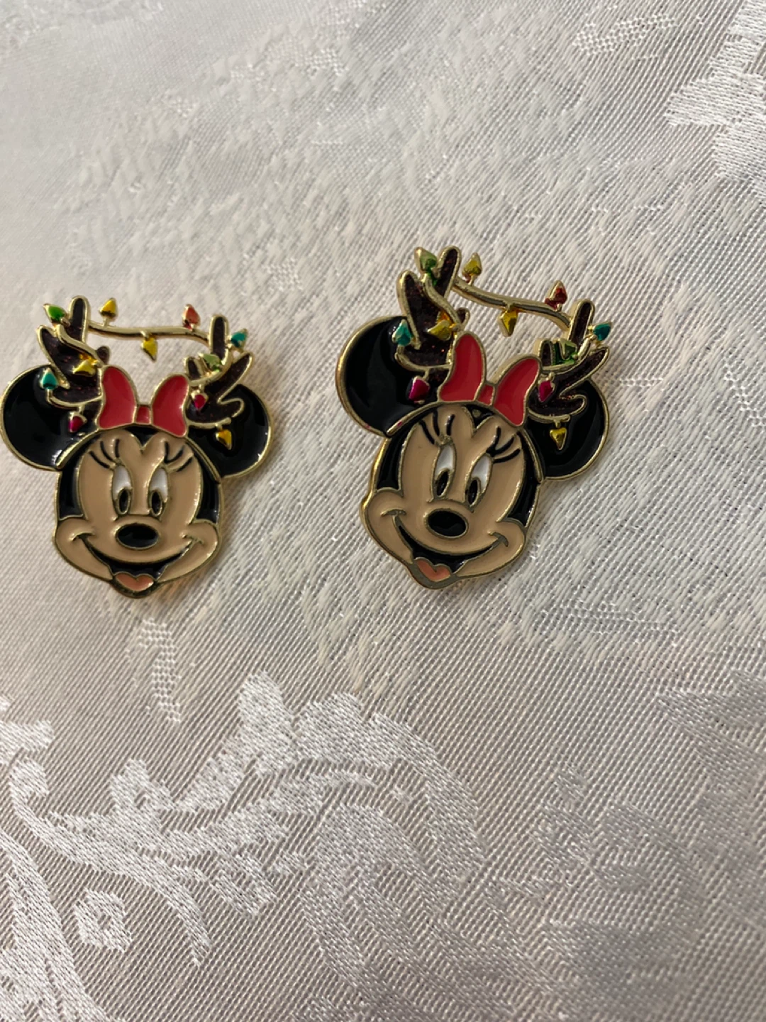 Disney Parks Minnie Mouse Christmas earrings bubble bar