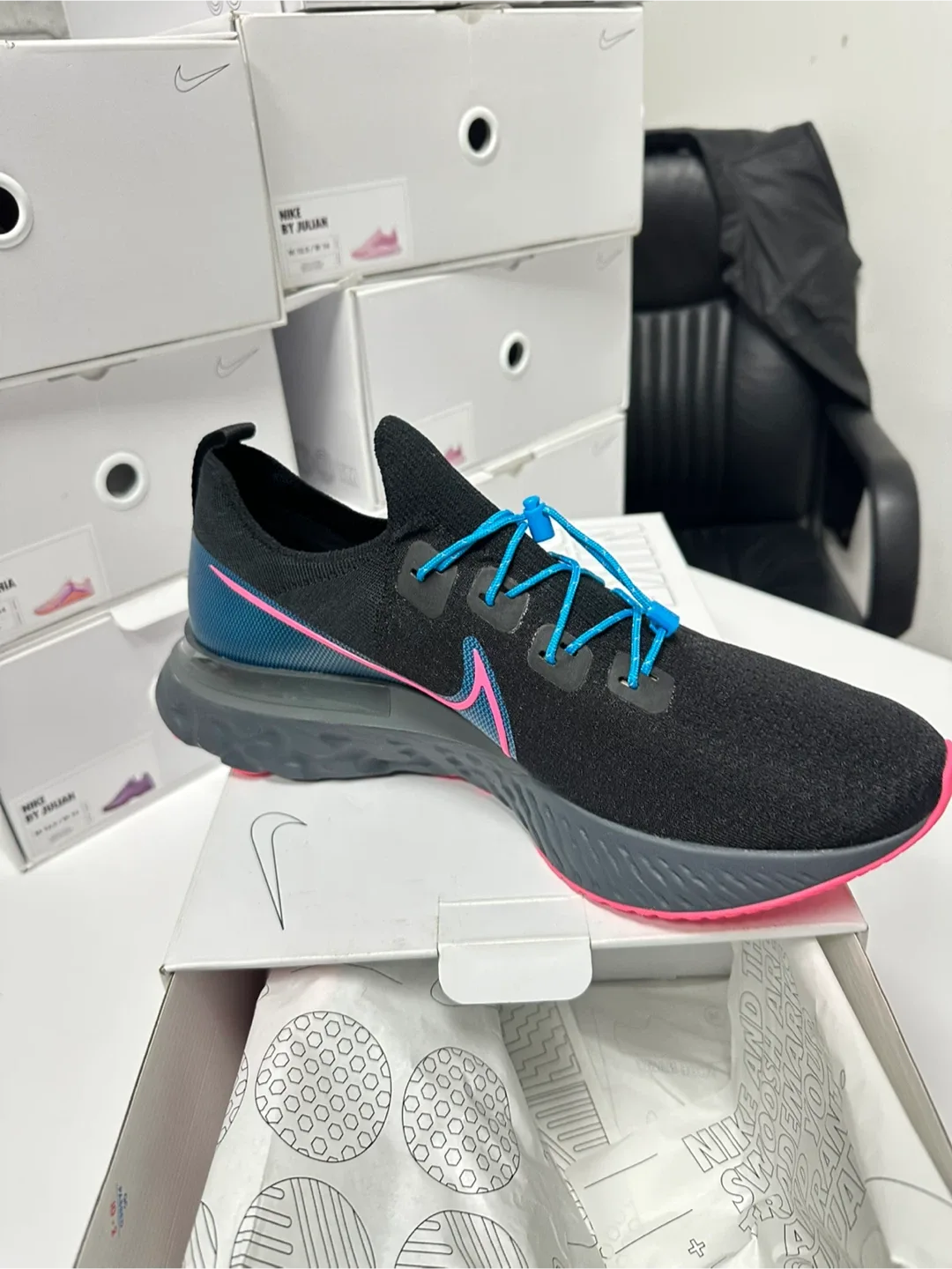 Nike React Infinity Run Flyknit 3 - Size 12.5 image indicator(2)