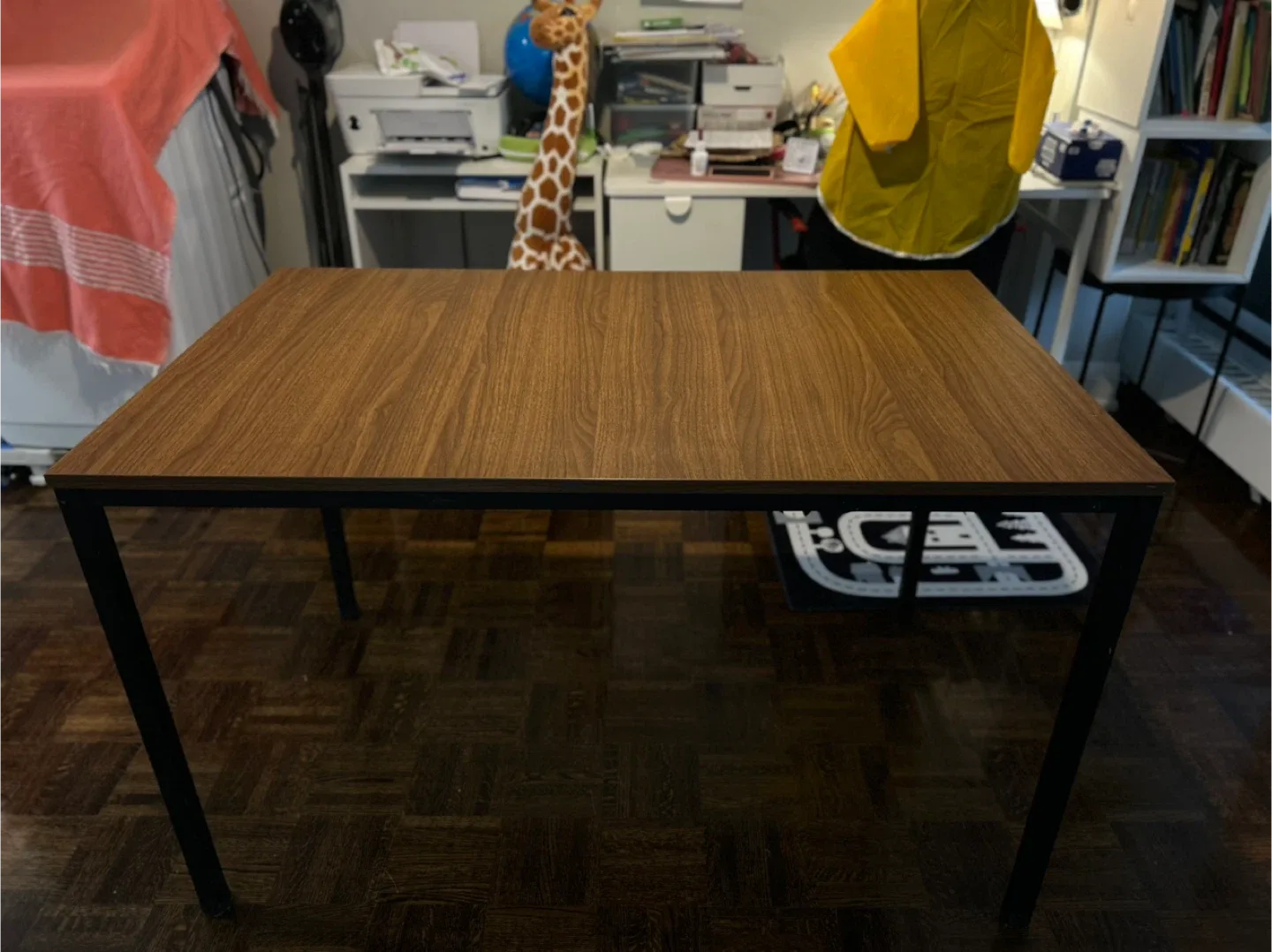 Wood Dining Table with Black Legs image indicator(2)
