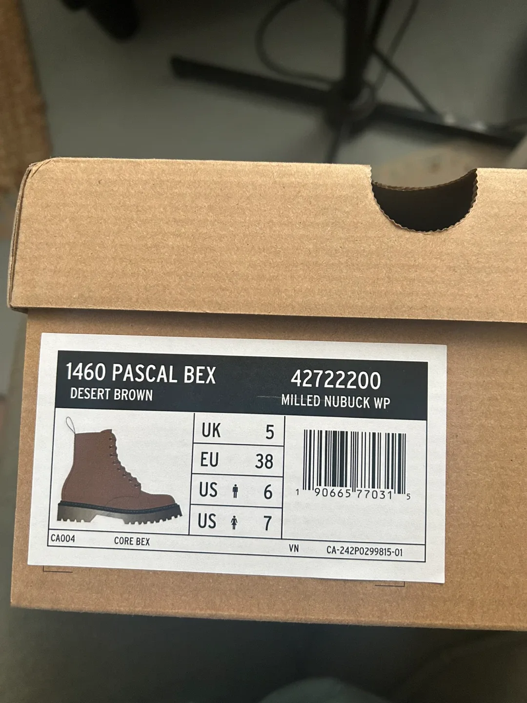 New Dr. Martens 1460 Pascal Bex Desert Brown US 7 image indicator(2)