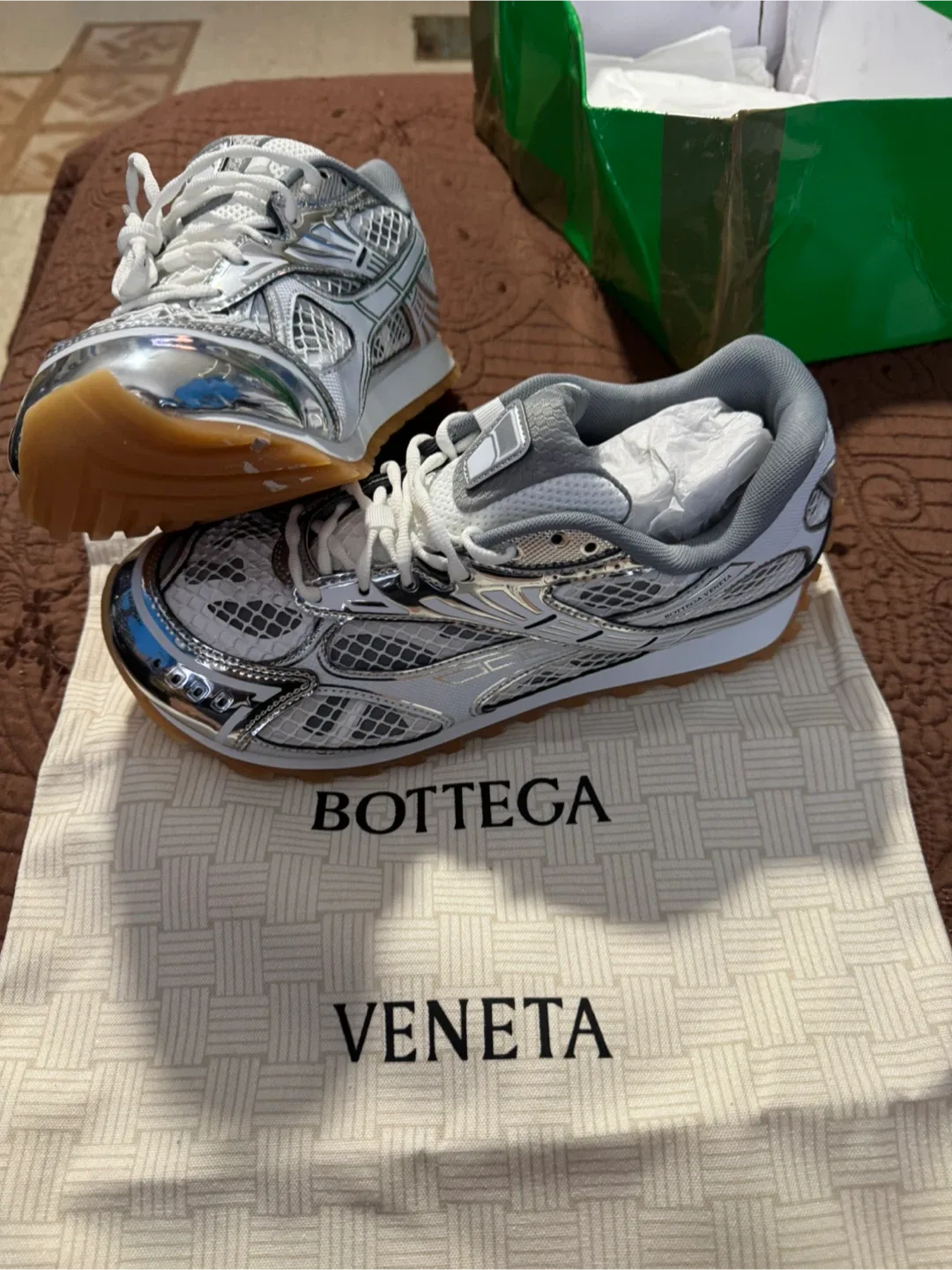 Bottega Veneta Orbit Sneaker Silver V2X40 Size 45 image indicator(5)
