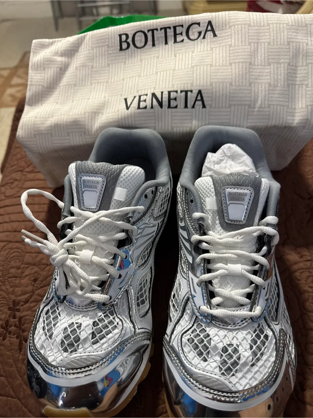 Bottega Veneta Orbit Sneaker Silver V2X40 Size 45 image indicator(7)