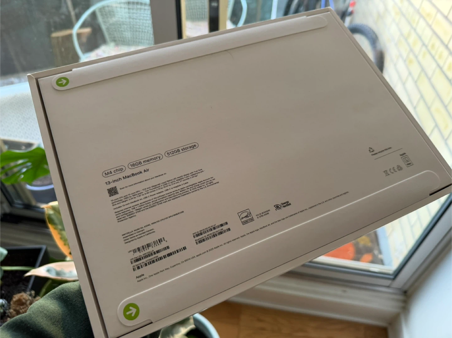 New Apple MacBook Air 13-inch M4 Chip 16GB/512GB - photo 3