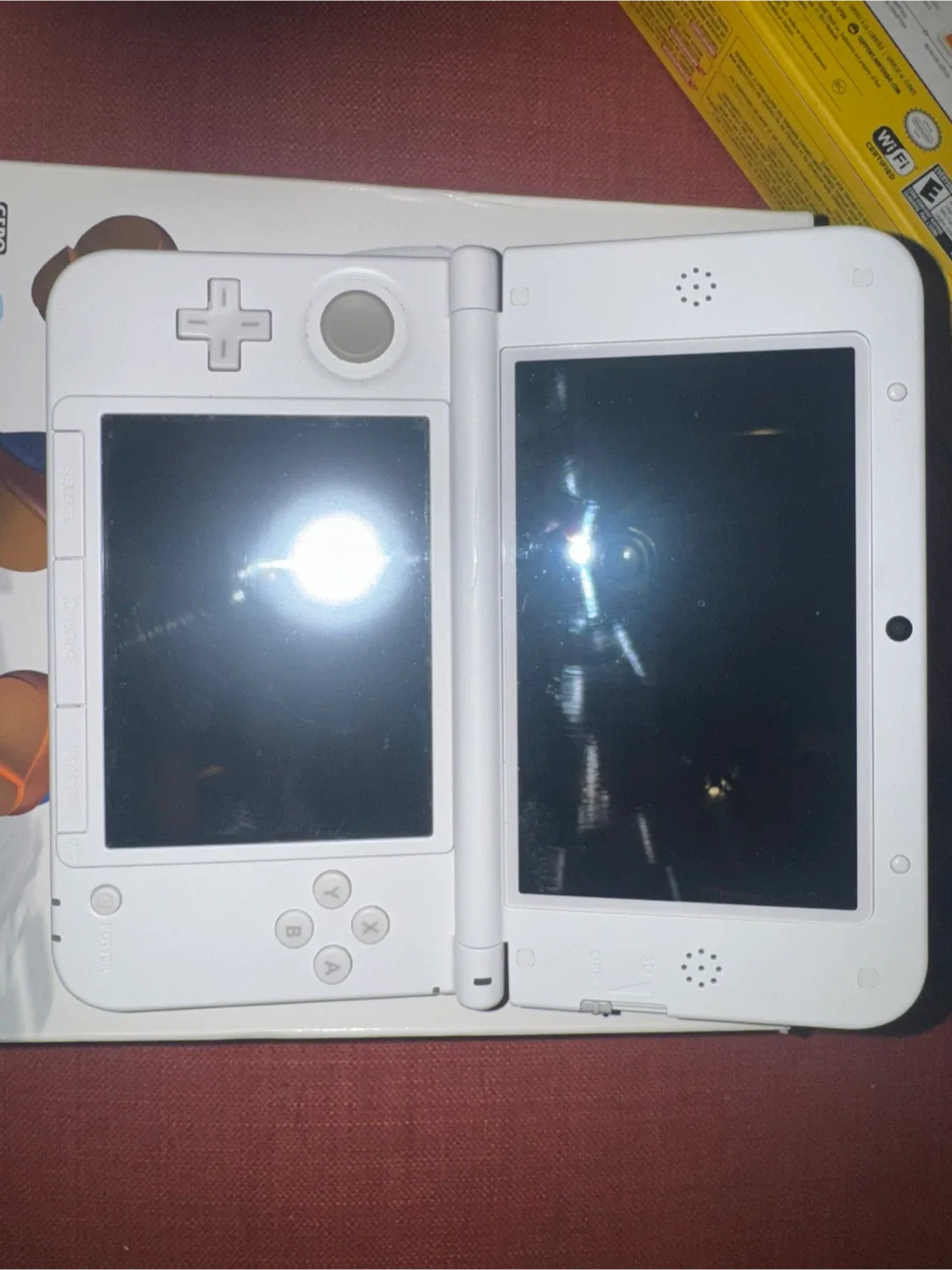 NINTENDO 3DS XL - PIKACHU EDTION image indicator(9)