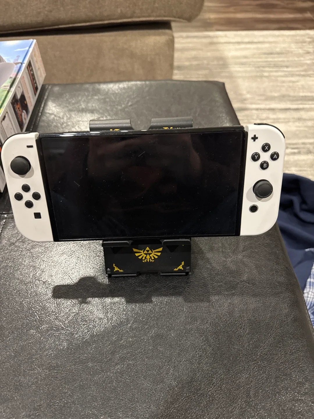 Nintendo Switch Adjustable Stand - Zelda Edition image indicator(2)