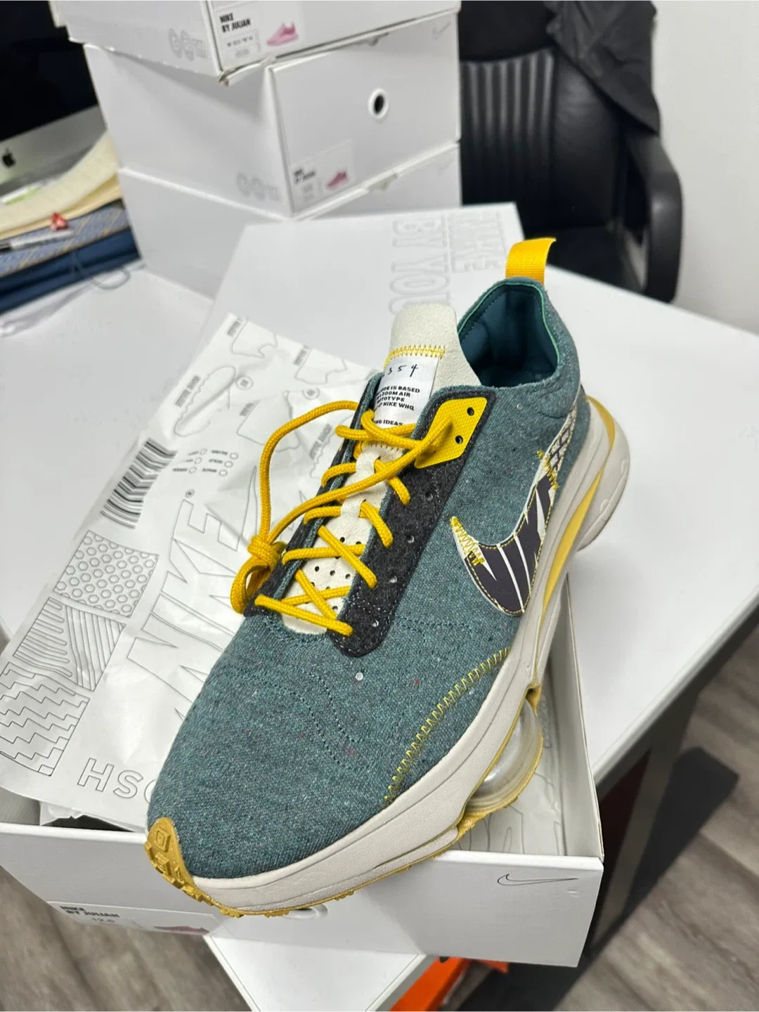 Nike Zoom Air Fire By Julian, Size 12.5, New in Box image indicator(3)