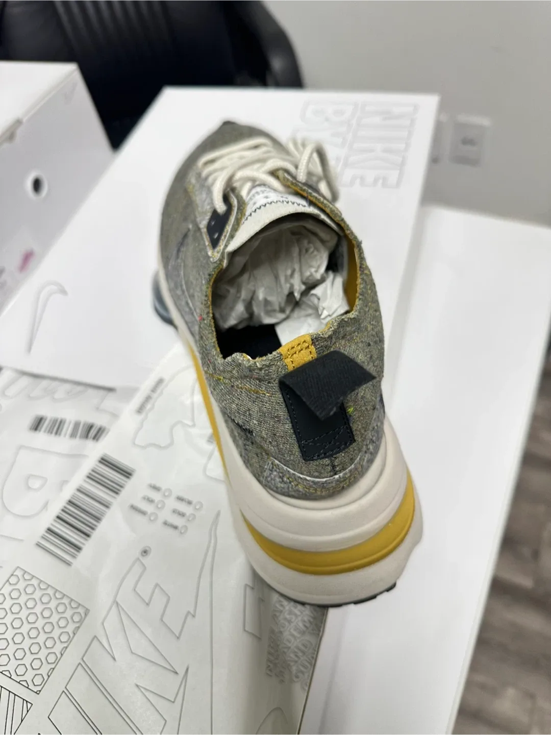 Nike by Julian Sneakers, N354 Size 12.5 image indicator(4)