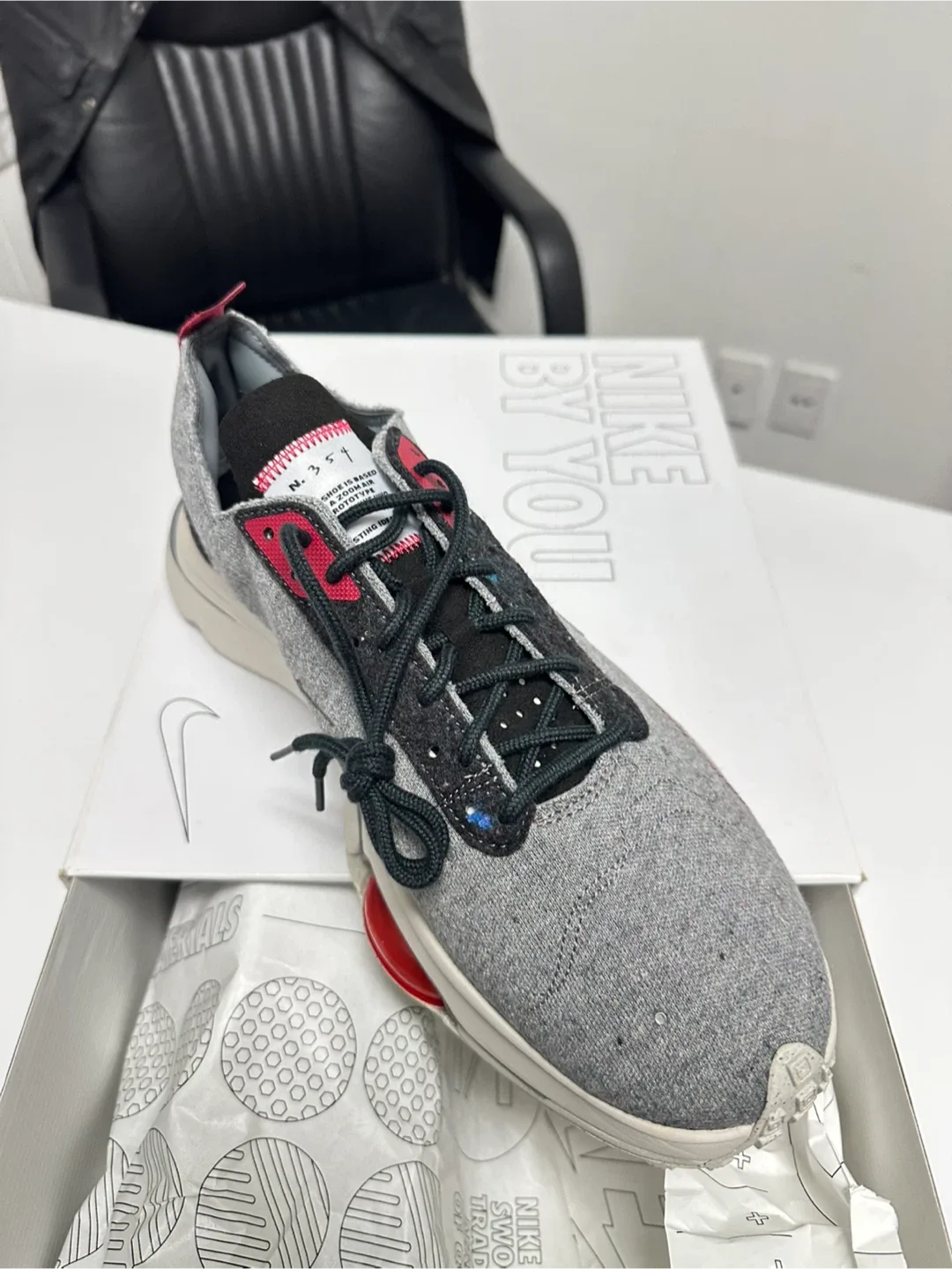 Nike By Julian Sneakers N354 Size 12.5 image indicator(5)