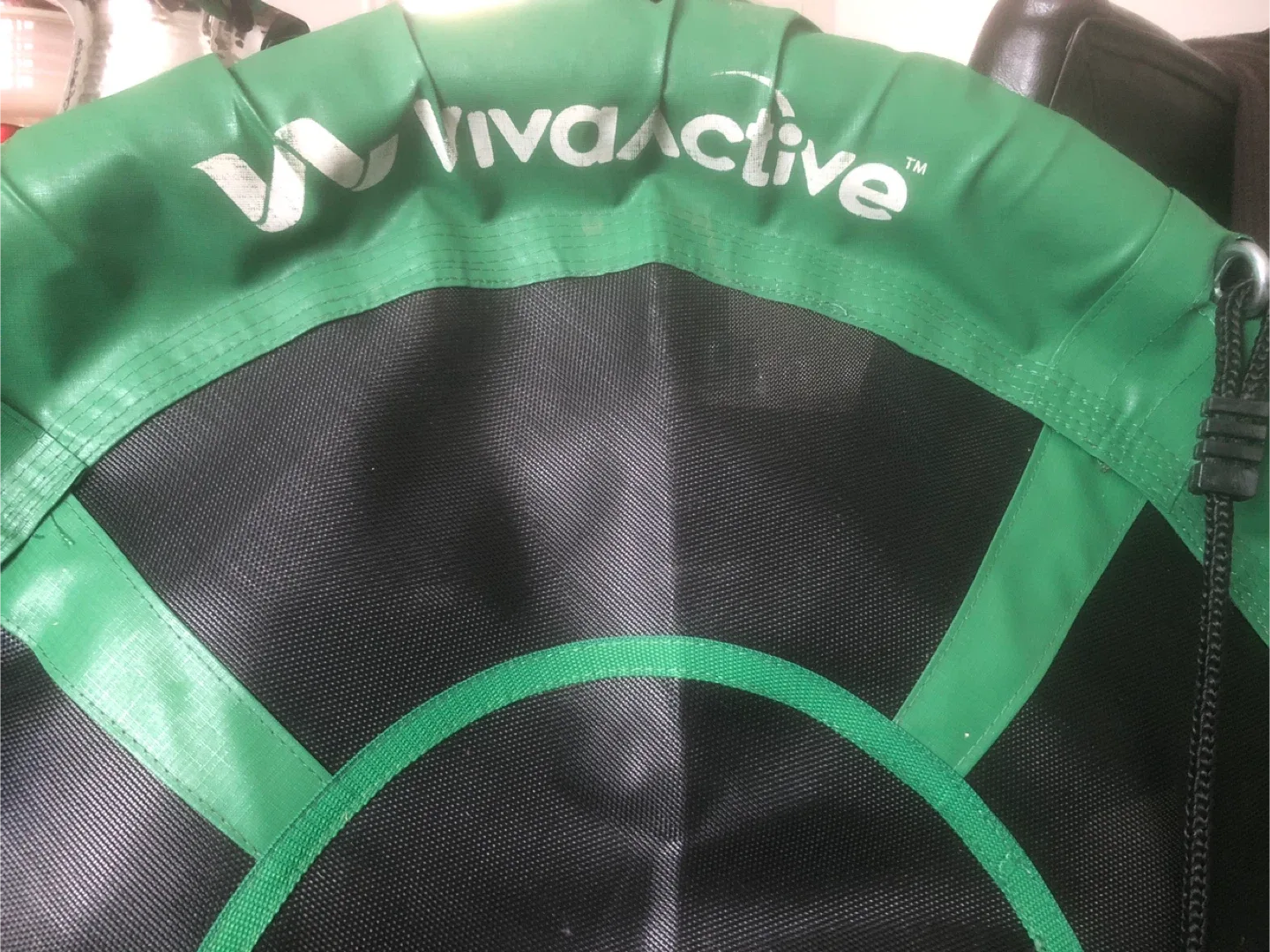Viva Active Saucer Swing - Green & Black image indicator(3)