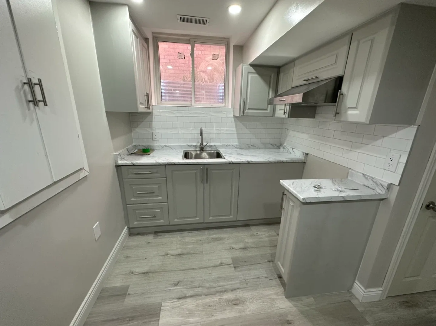 1 Bedroom 1 Bathroom Basement seperate enterance image indicator(7)