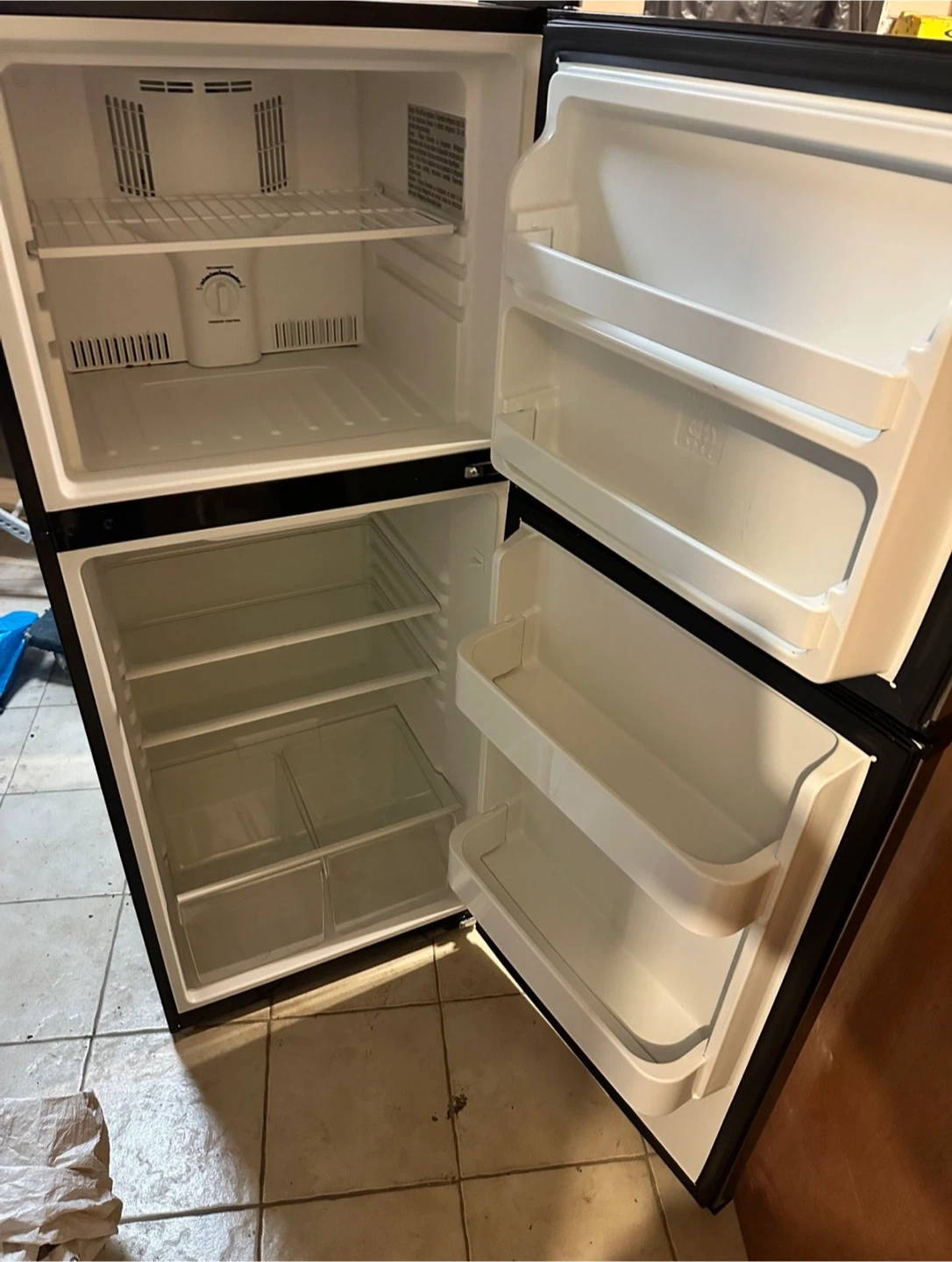 Avanti Two Door Refrigerator - photo 2