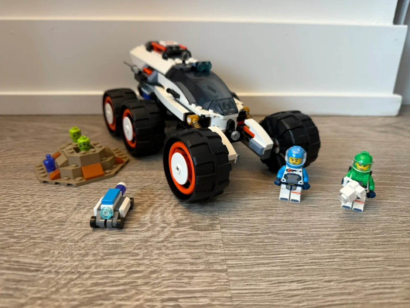 LEGO City Space Explorer Rover and Alien, 60431