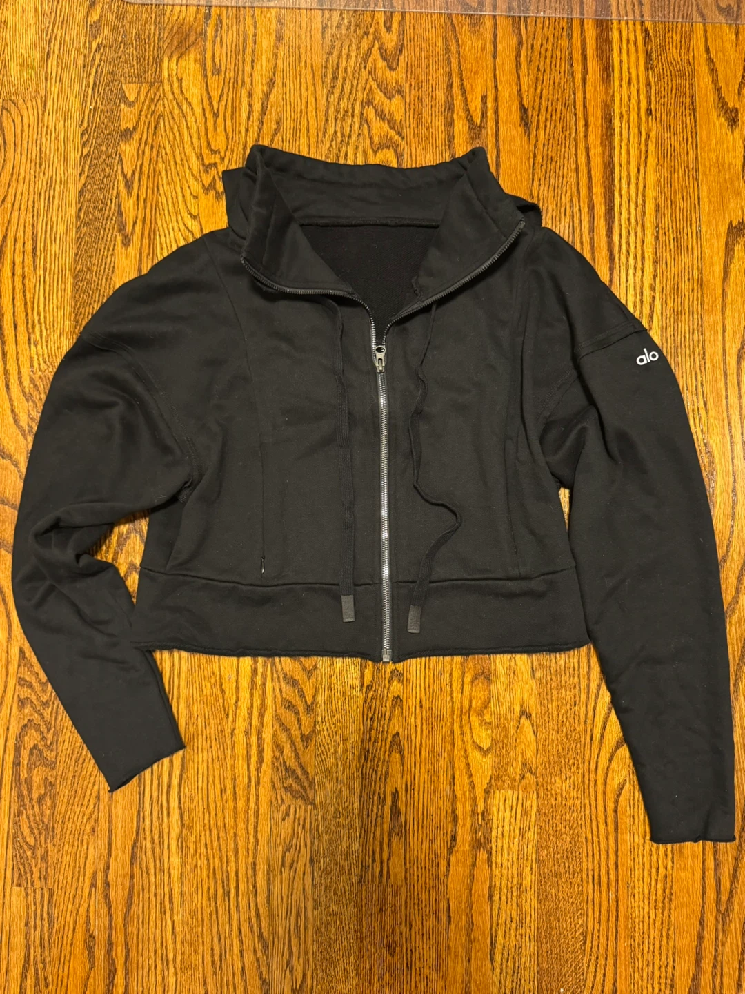 ALO Yoga Cropped Hoodie Sweater - photo 3