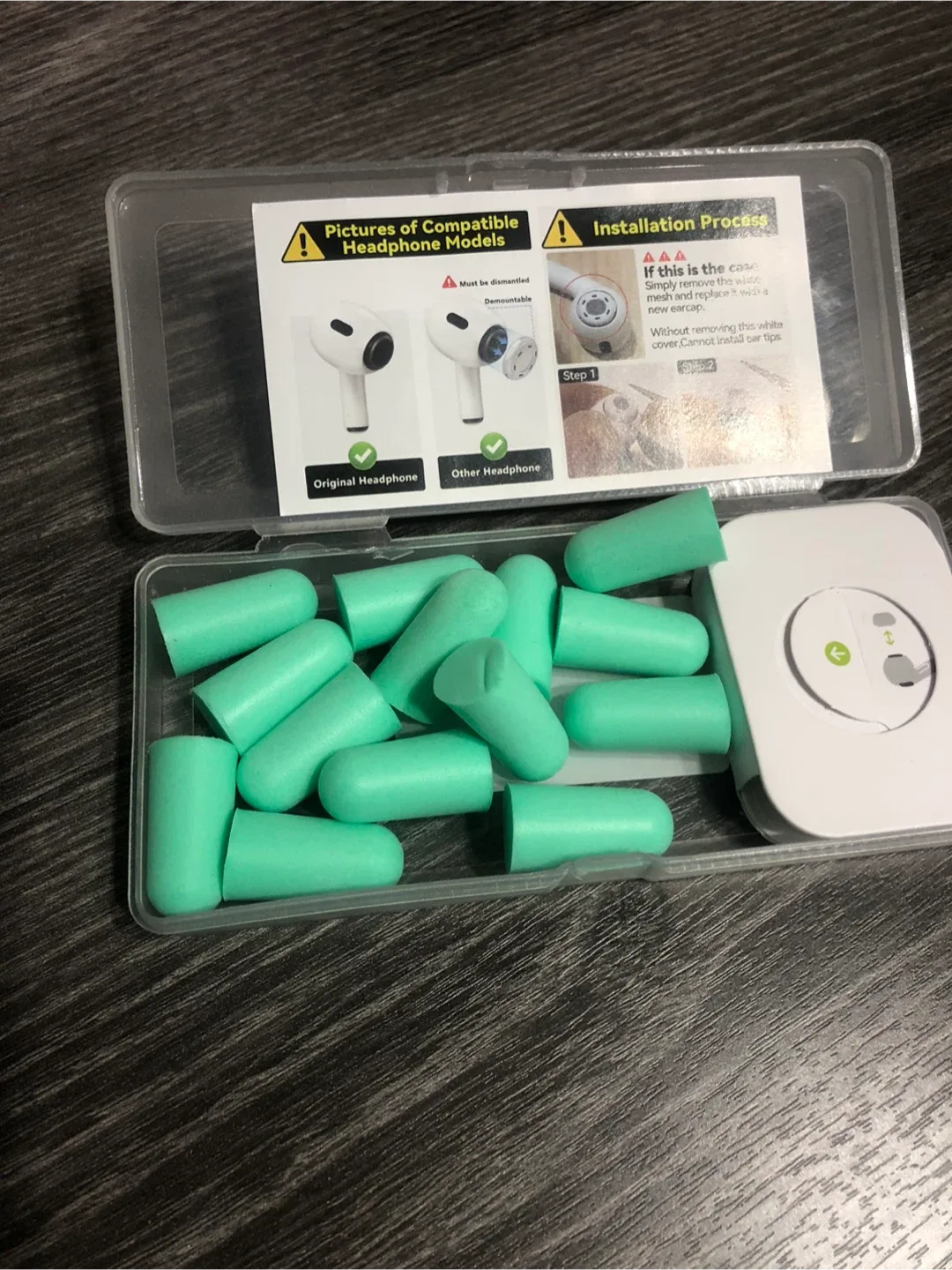 4 Pairs Replacement AirPods Pro Ear Tips (White) image indicator(2)