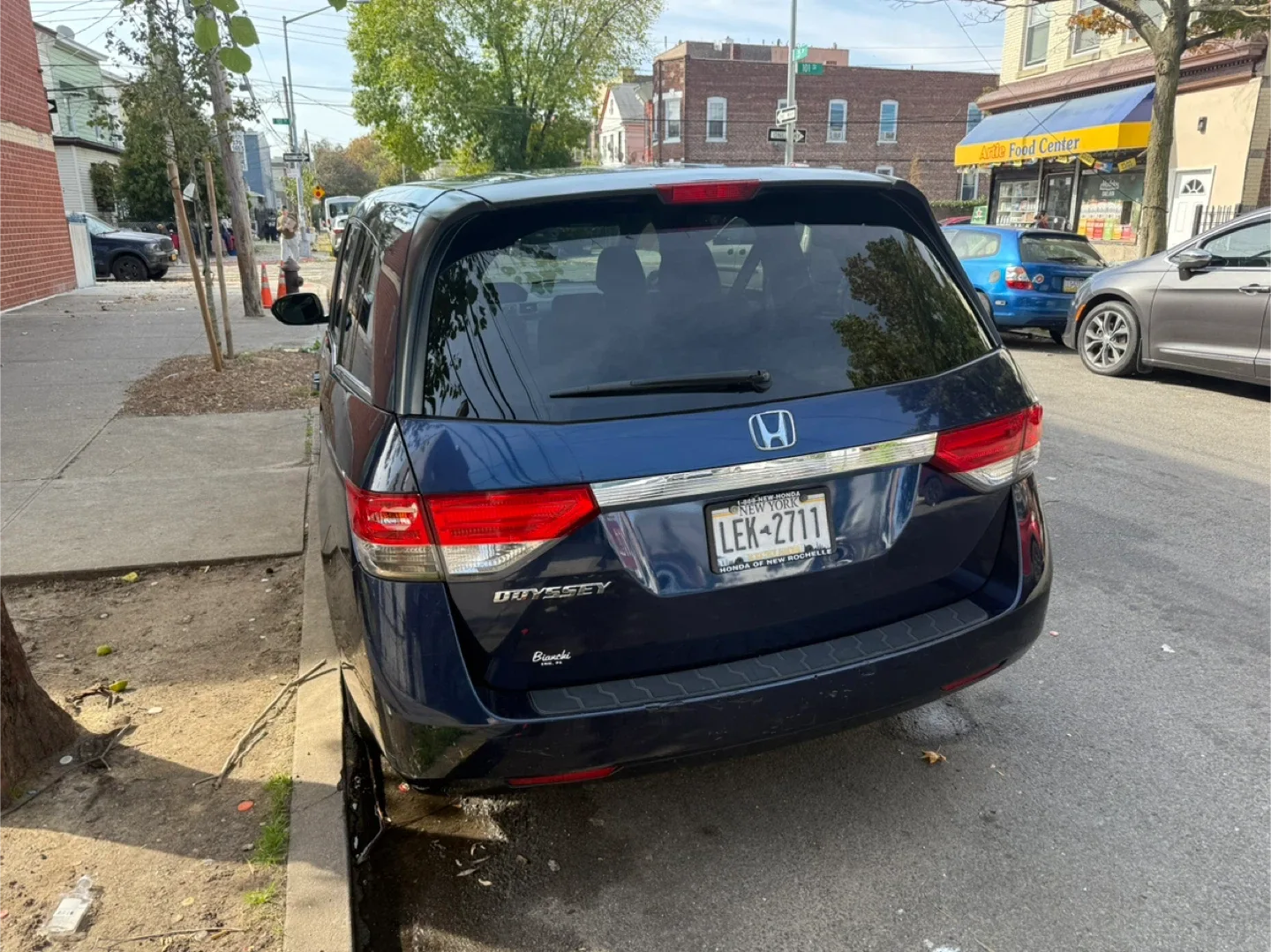 Honda Odyssey Minivan - Great Family Car!