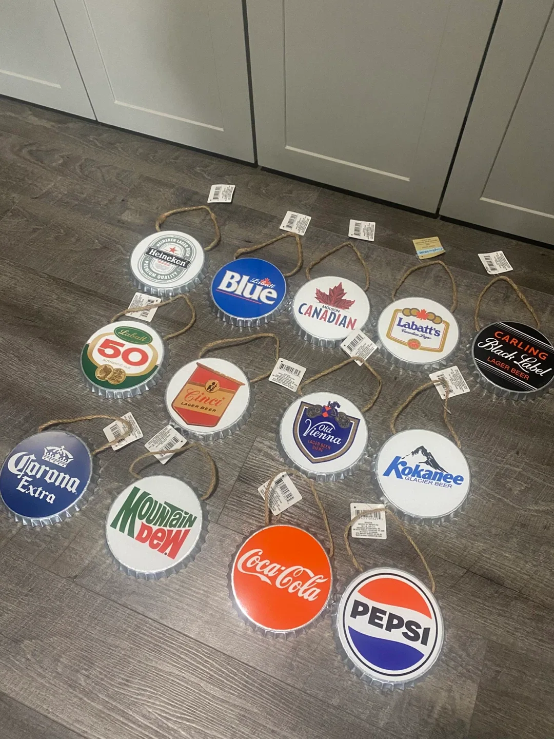 Bottle Cap Wall Decor - Coca-Cola, Pepsi, Corona image indicator(3)