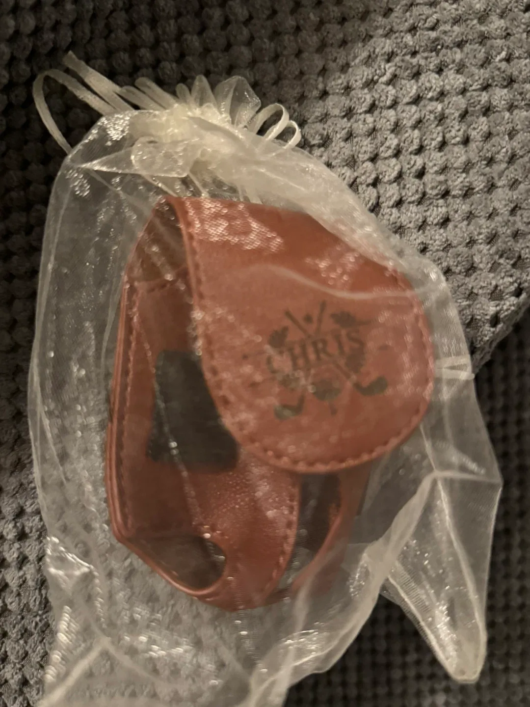 Brand New Brown Leather Golf Ball Holder image indicator(5)