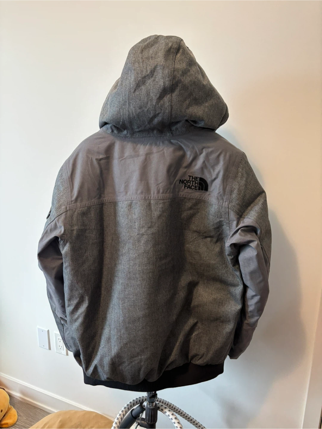 The North Face Grey Winter Gotham Jacket - photo 2