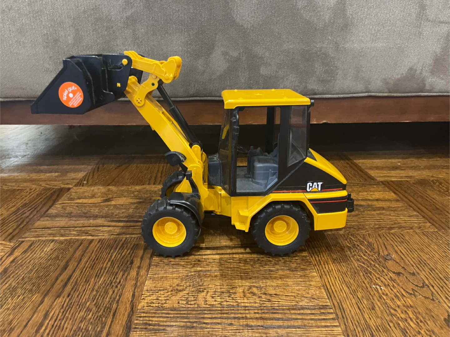 CAT Construction Loader Toy - Yellow - photo 3