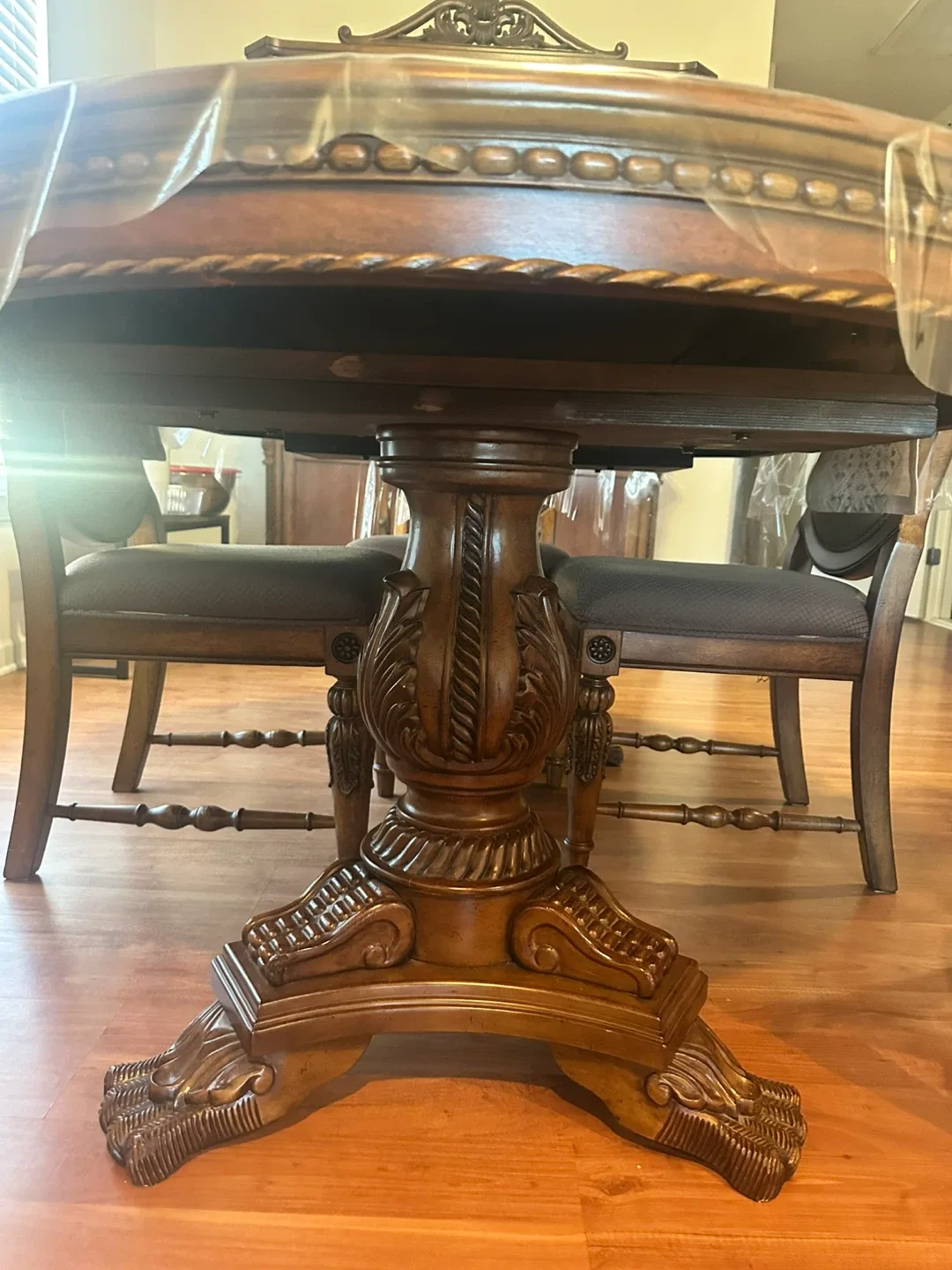 Moving Sale Furniture image indicator(4)